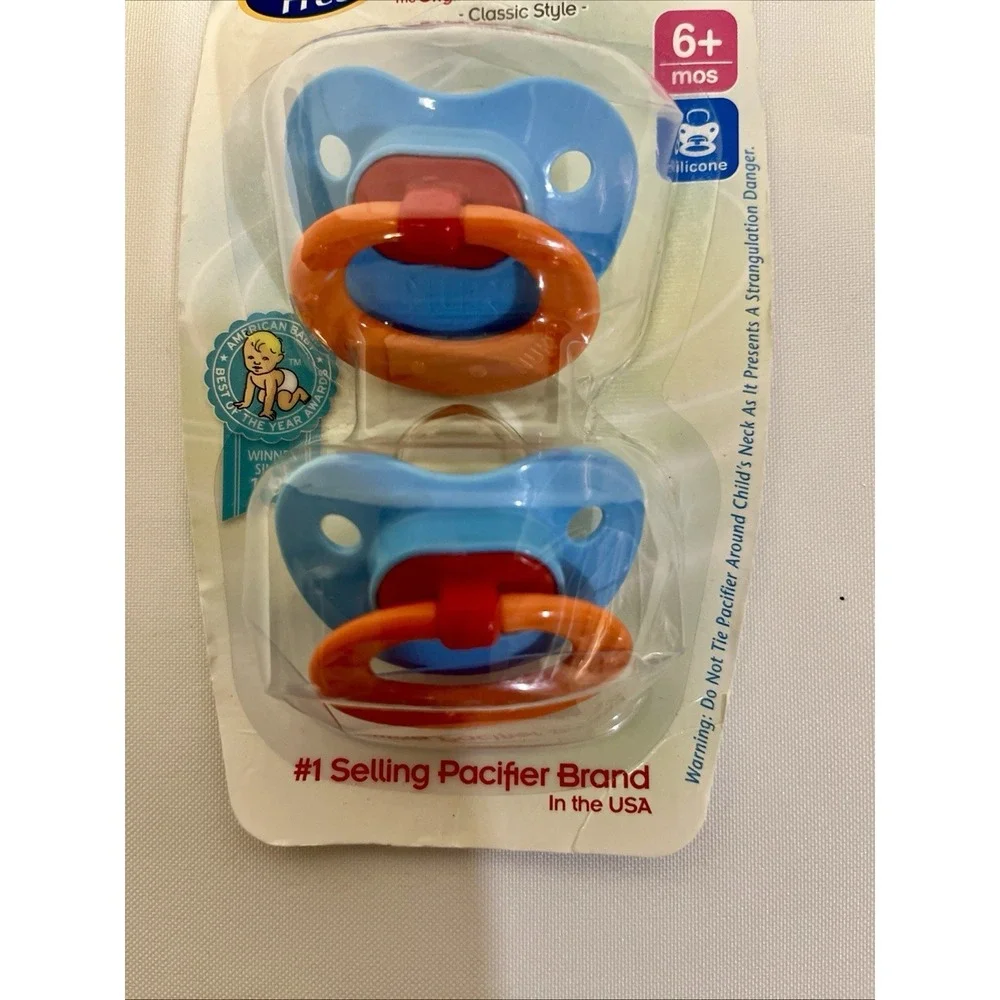 Gerber NUK 2009 Orthodonic Pacifier, 2 Pack 6+months NWT